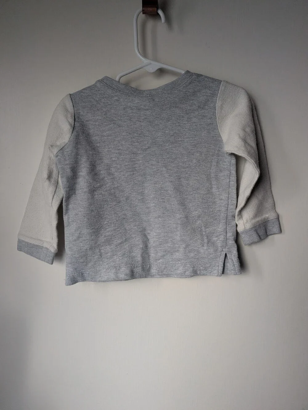 Girls' 24m Grey Pullover Top with Patches - Super Cute